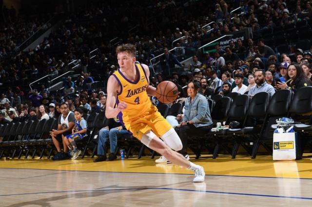 1726407754138058261.png 彩票-上五年大学换来被湖人选中,克内克特不走寻常路