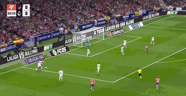 1727646691922018137.gif 【西甲】马竞1比1皇马,米利唐进球,科雷亚绝平