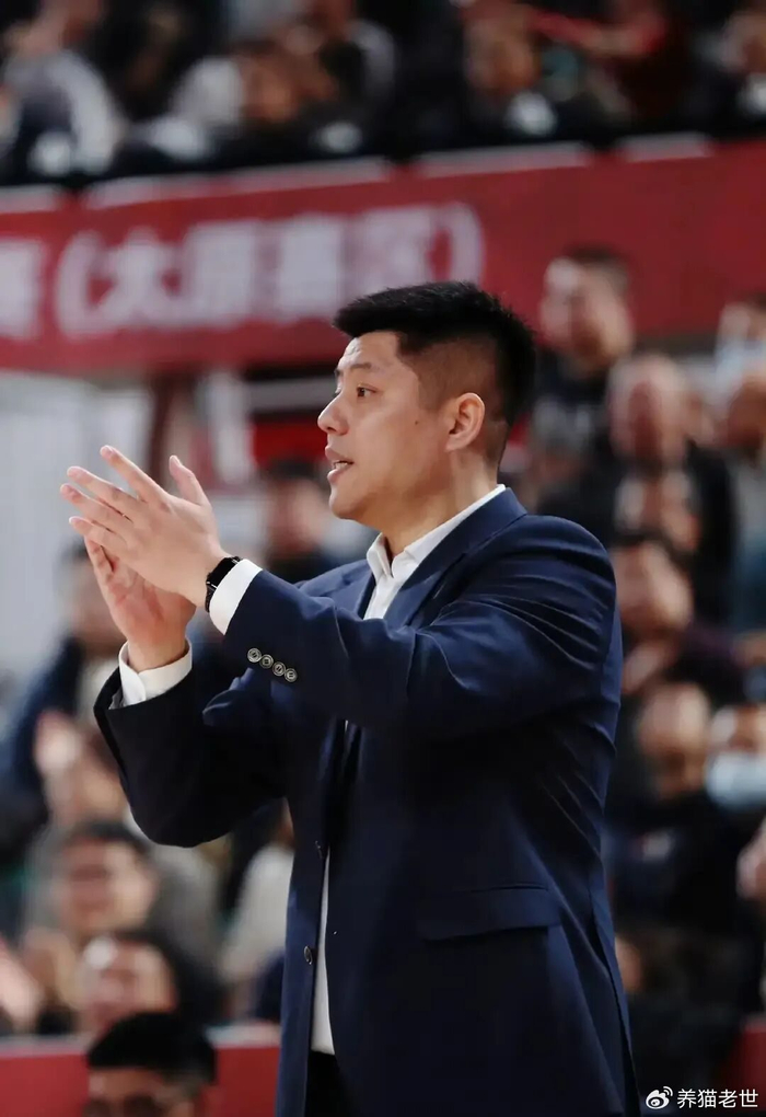 彩票合买-断崖式下滑！CBA三分王成铁匠，四年顶薪合同|山西|原帅|山西男篮|吉林男篮|四川男篮_新浪体育_新浪新闻