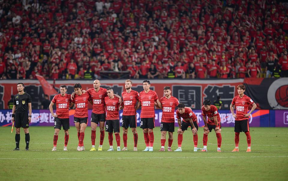足球彩票-中超9队被罚分！海港国安遭扣5分，泰山河南罚6分，蓉城等7队幸免